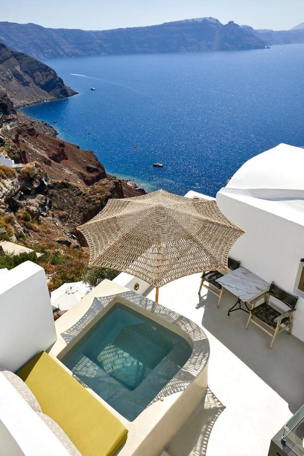 Rhenia'S Suites Oia Exterior foto